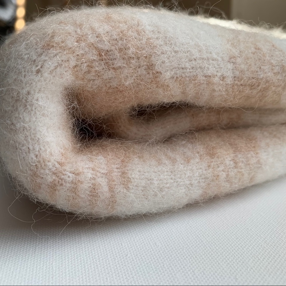 Sold NWT - Sezane Jumper - Picture 6 of 6